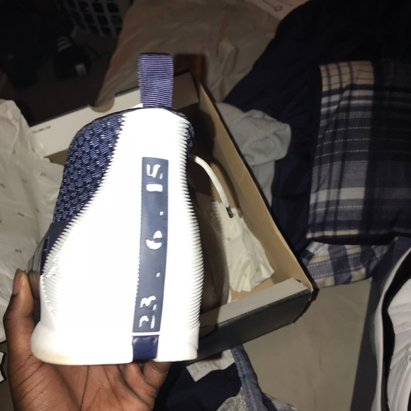 Retro 15 Jordan - Picture 4 of 5